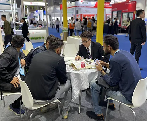 The company participated in the Canton Fair and benefited greatly