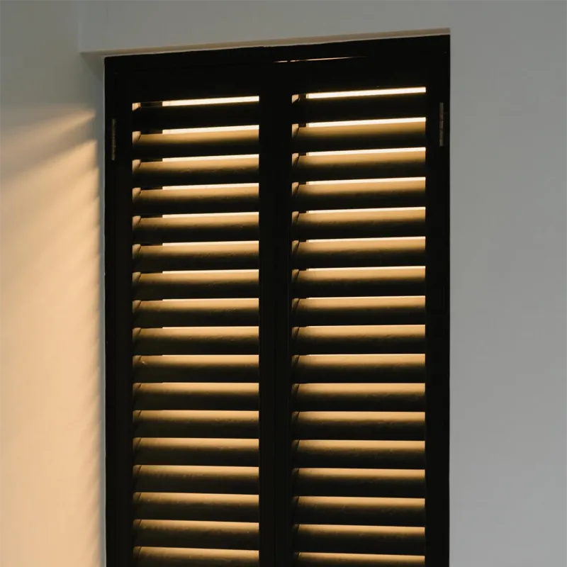 Factory customized modern style aluminum frame double-layer glass bathroom blinds
