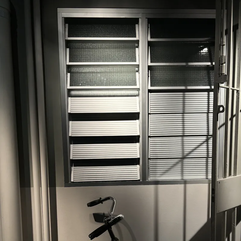 Customized villa high-quality aluminum double-layer glass louvers