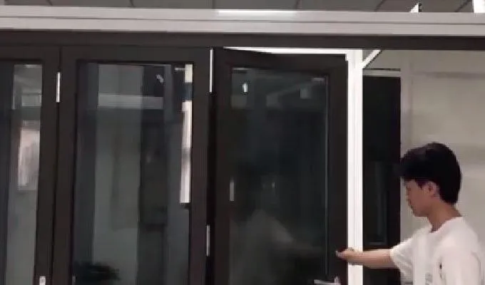 Space-saving folding door