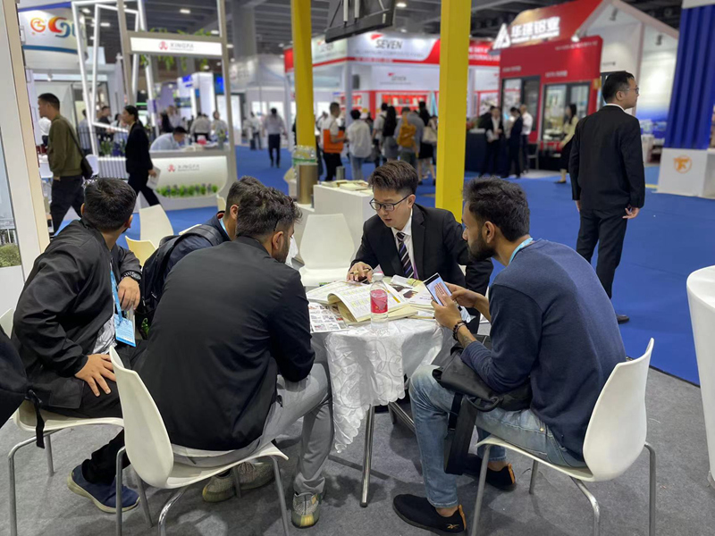 The company participated in the Canton Fair and benefited greatly